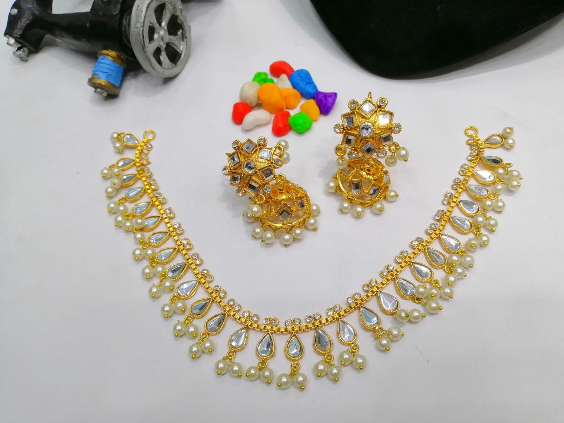 Bhawalpuri kundan choker set